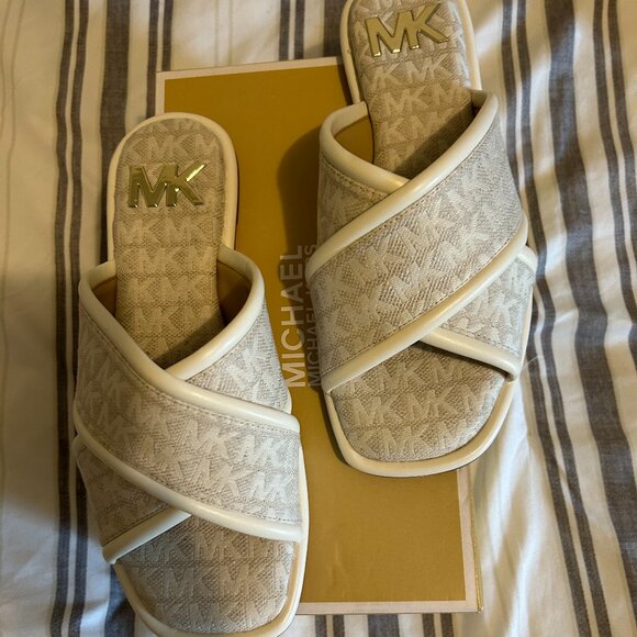 Michael Kors Sandals - Picture 1 of 2